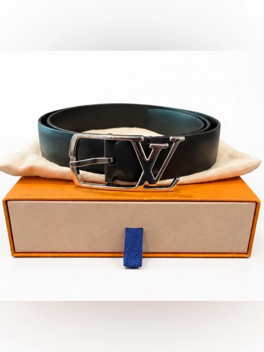 Louis Vuitton LV Initials Black Leather Belt w/ Silver Buckle |  Box & Dust Bag